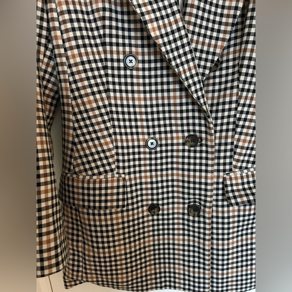 Aritzia Margaux Blazer - Picture 7 of 8